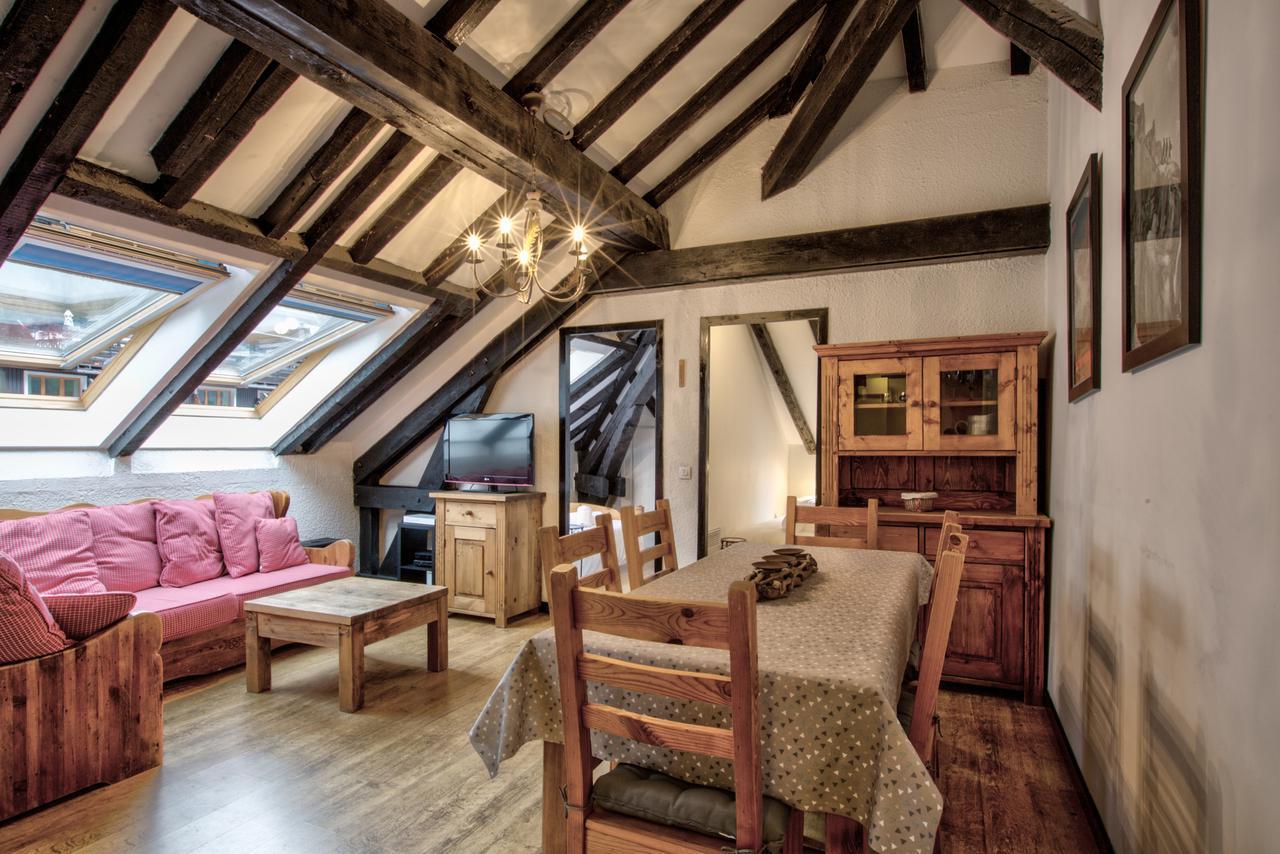 Top Floor Apartment Mansard - Central Chamonix Mont Blanc Haven 外观 照片